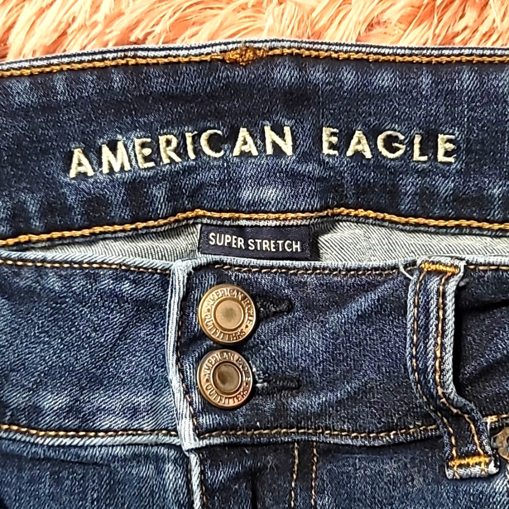 American Eagle  Women's jeans. Hi-Rise Artist Flare. Size 14 regular.